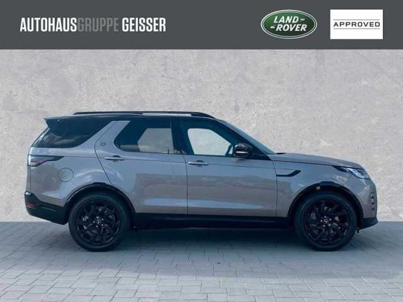 Land Rover  D300 AWD DYNAMIC SE 7-Sitzer AHK