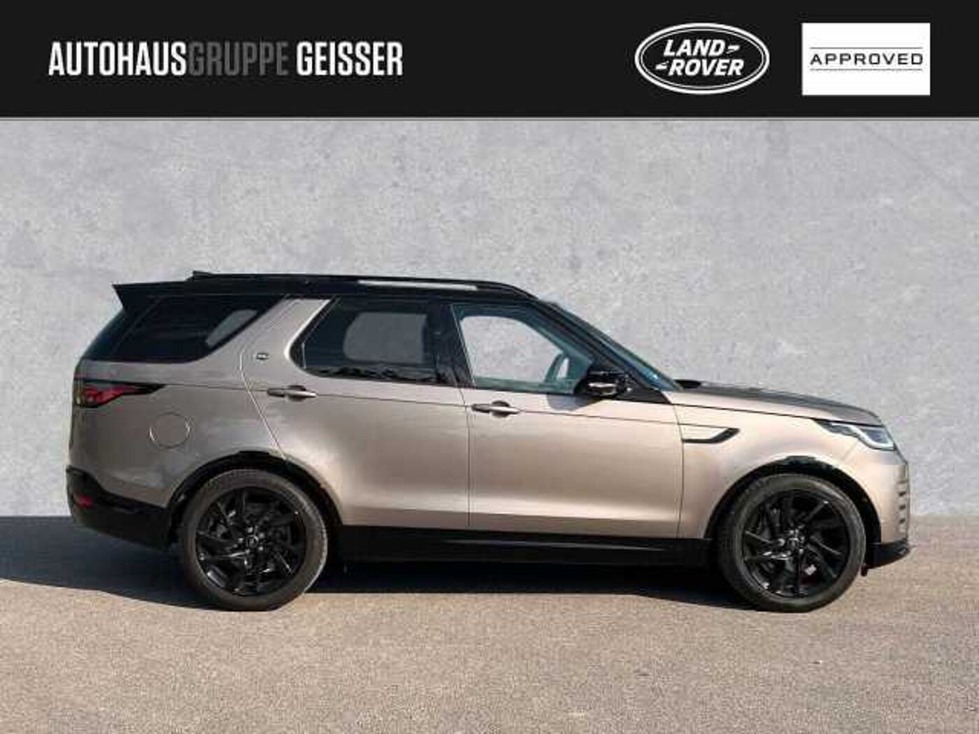 Land Rover  D300 AWD DYNAMIC SE 7-Sitzer AHK